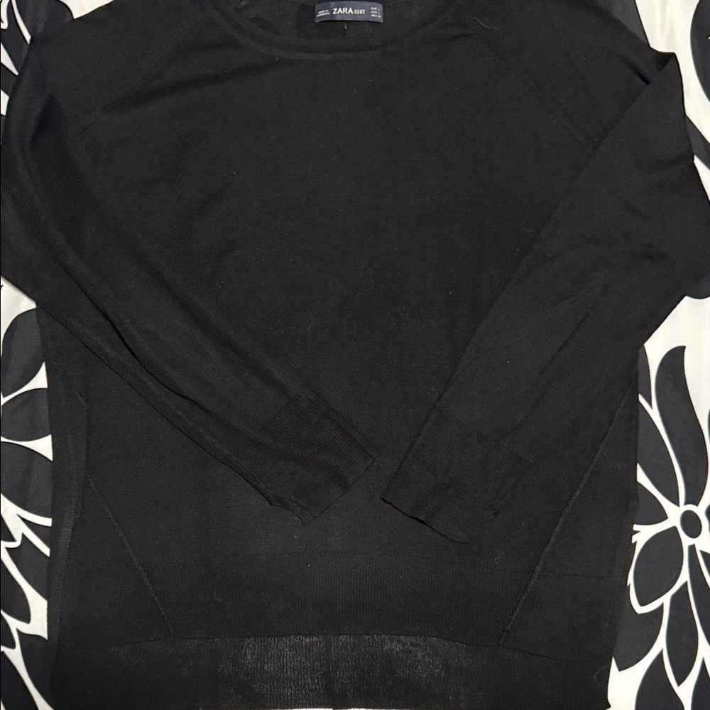Zara woman Black Crewneck Knit Sweater